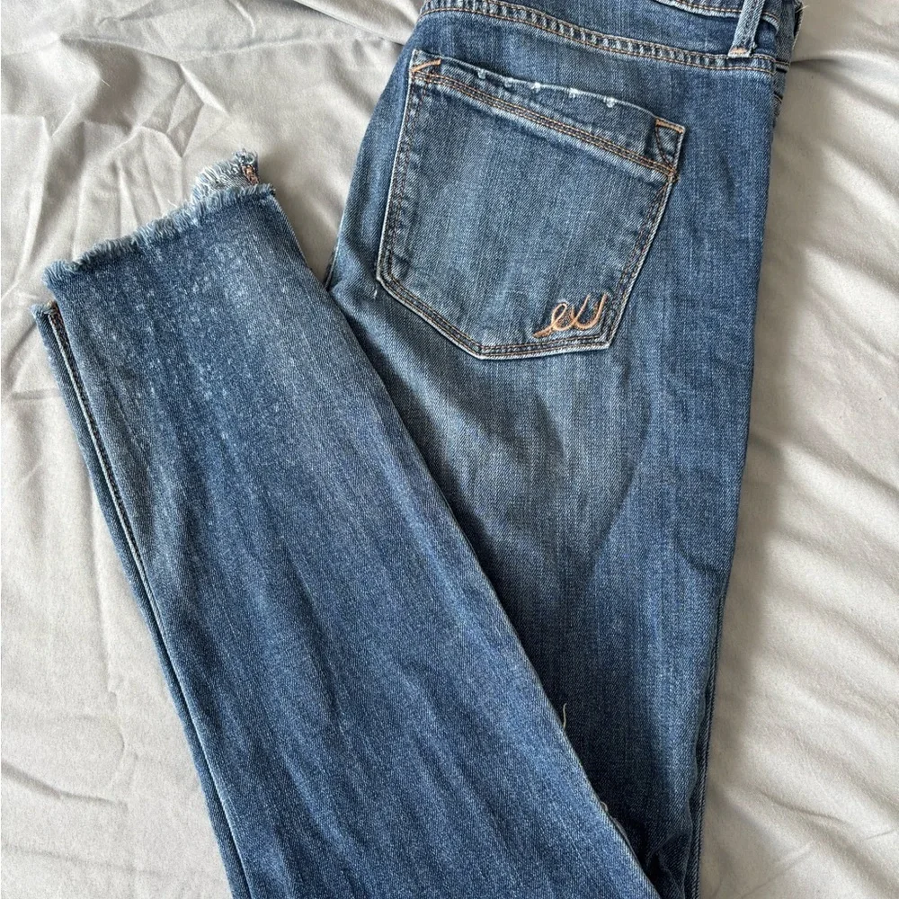 Express Distressed Blue Ankle Jeans - Picture 5 of 5